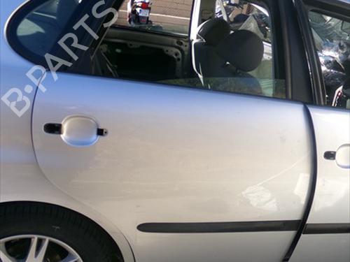 Used Right rear door Right rear door 39526423 39526423