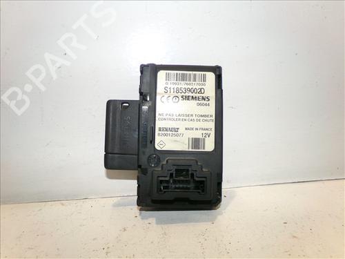 Used Card reader Card reader RENAULT SCÉNIC II (JM0/1_) 1.9 dCi (JM14) (131 hp) 33264291 33264291