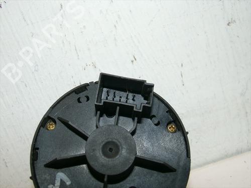 Headlight switch AUDI A6 C6 Avant (4F5) 2.0 TDI | BP25302100I24 - Image 3