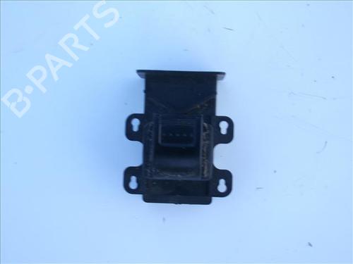 Used Right front window switch Right front window switch HONDA JAZZ II (GD_, GE3, GE2) 1.3 iDSi (GD1) (83 hp) 24568938 24568938
