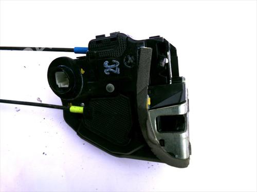 rear-right-lock-toyota-auris-_e15_-2006-2007-2008-2009-2010-2011-2012-2013-37682754 main image