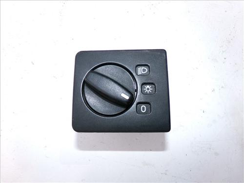Used Headlight switch Headlight switch CITROËN JUMPER I Bus (230P) 2.5 TDi (107 hp) 26880817 26880817