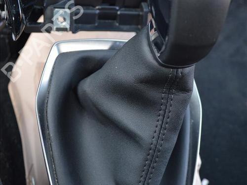 Used Shift knob Shift knob PEUGEOT 208 II (UB_, UP_, UW_, UJ_) 1.2 PureTech 75 (75 hp) 24561879 24561879
