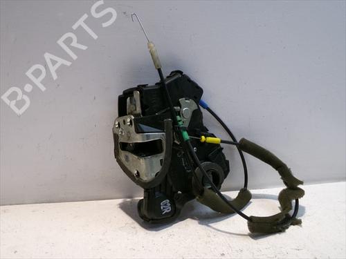 Used Front right lock TOYOTA COROLLA Verso (ZER_, ZZE12_, R1_) 2.2 D-4D (AUR10_, AUR10R) (136 hp) 24560133