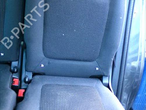 Sedile posteriore Sedile posteriore PEUGEOT 5008 (0U_, 0E_) 1.2 (131 hp) 36430278 36430278