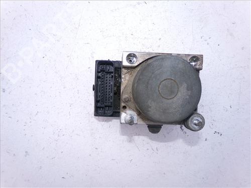 Used ABS pump ABS pump FIAT GRANDE PUNTO (199_) 1.3 D Multijet (199.AXD11, 199.AXD1A, 199.AXD1B,... (90 hp) 33423136 33423136