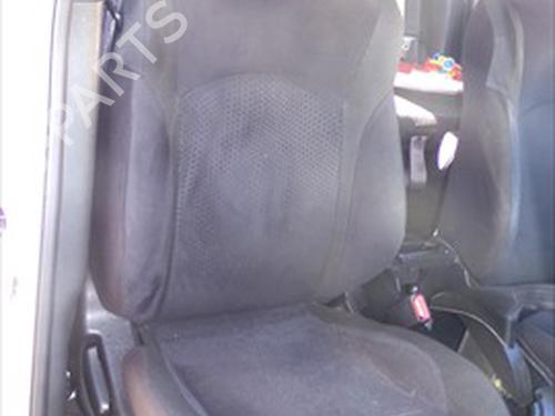 Sæde højre fortil Sæde højre fortil NISSAN JUKE (F15) 1.5 dCi (110 hp) 33265082 33265082