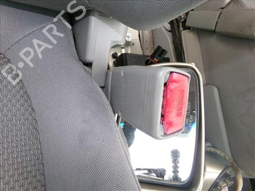seat-buckle-kia-carens-iii-mpv-un-2006-2007-2008-2009-2010-2011-2012-2013-30437702 main image