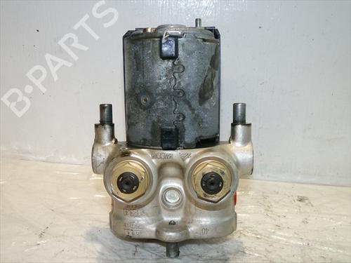 Used ABS pump ABS pump MERCEDES-BENZ 124 Saloon (W124) 300 Turbo-D (124.133) (147 hp) 40061765 40061765