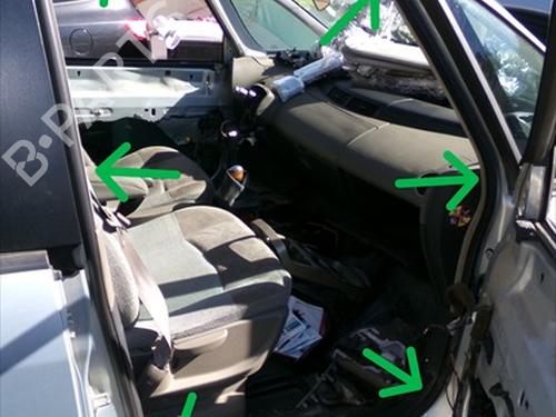 Used Rubber door seal Rubber door seal RENAULT ESPACE IV (JK0/1_) 2.0 dCi (JK01, JK02, JK1J, JK1K, JK1H) (150 hp) 40597743 40597743