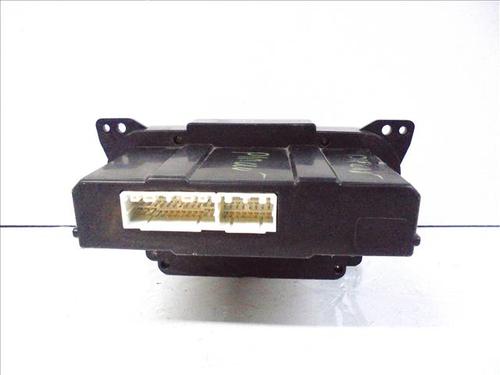 Climate control KIA CARENS III MPV (UN) 2.0 CRDi 115 | BP24562003I5 - Image 2