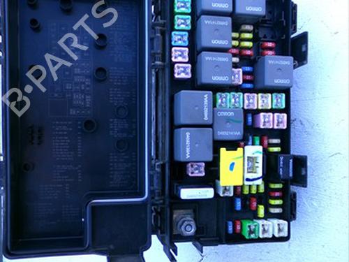 Used Fuse box Fuse box CHRYSLER GRAND VOYAGER V (RT) 2.8 CRD (163 hp) 33265779 33265779