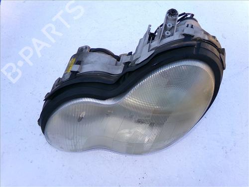 Used Left headlight Left headlight MERCEDES-BENZ C-CLASS (W203) C 200 CDI (203.004) (116 hp) 30796518 30796518