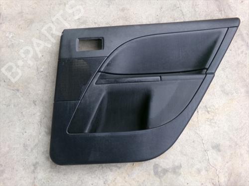 Bageste højre beklædning Bageste højre beklædning FORD MONDEO III (B5Y) 2.0 16V TDDi / TDCi (115 hp) 39767240 39767240