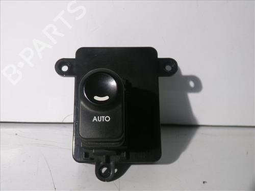 Used Right front window switch Right front window switch HYUNDAI i30 Estate (FD) 1.4 (109 hp) 24564165 24564165