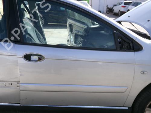 Used Right front door Right front door CITROËN C5 II (RC_) 2.2 HDi (RC4HXE) (133 hp) 33952736 33952736
