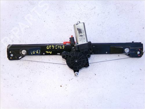 Used Front right window mechanism Front right window mechanism FIAT GRANDE PUNTO (199_) 1.3 D Multijet (75 hp) 33423020 33423020