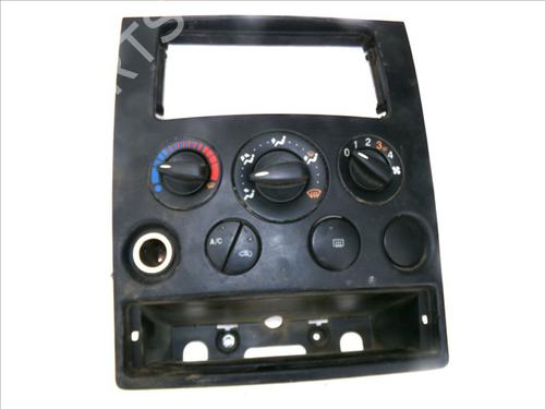 climate-control-ford-tourneo-connect-2002-2003-2004-2005-2006-2007-2008-2009-2010-2011-2012-2013-26593422 main image