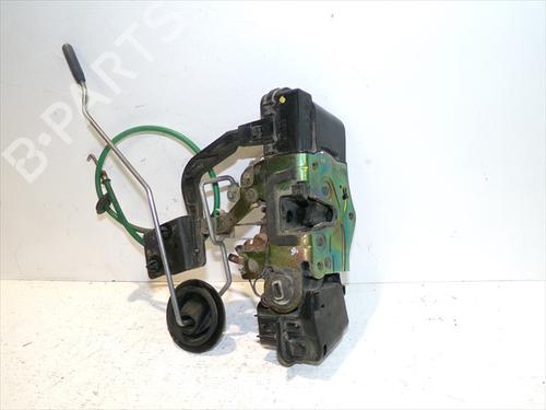 Fechadura trás direita Fechadura trás direita FIAT STILO (192_) 1.9 JTD (192_XE1A) (115 hp) 33904818 33904818