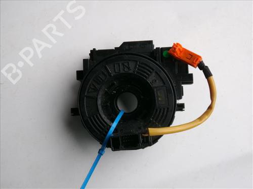 squib-airbag-toyota-auris-estate-_e18_-2013-2014-2015-2016-2017-2018-25301917 main image