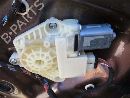 Used Front left window mechanism Front left window mechanism SKODA RAPID Spaceback (NH1) 1.6 TDI (90 hp) 24557371 24557371