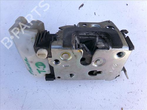 Højre bagtil lås Højre bagtil lås FIAT MULTIPLA (186_) 1.9 JTD 115 (115 hp) 28838463 28838463
