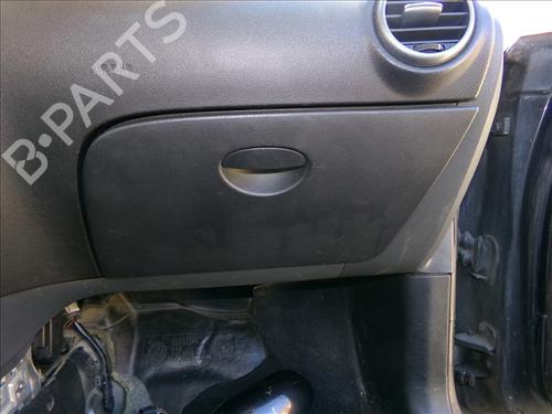 Used Glove box Glove box SEAT LEON (1P1) 2.0 TDI (140 hp) 33264332 33264332