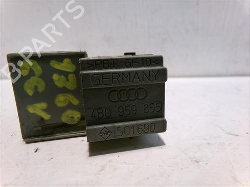 Right front window switch AUDI A3 (8L1) 1.9 TDI | BP37712941I26 - Image 4
