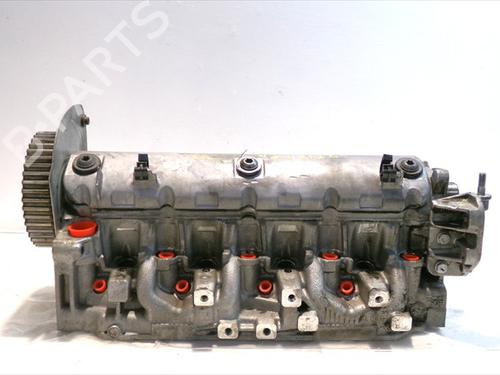 Used Cylinder head RENAULT SCÉNIC II (JM0/1_) 1.9 dCi (JM0G, JM12, JM1G, JM2C) (120 hp) 31353453