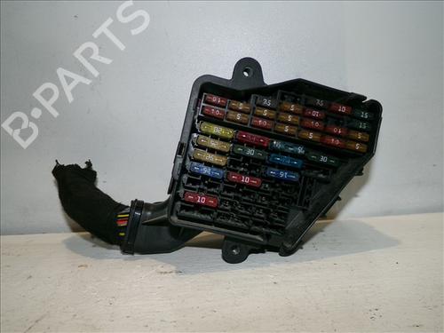 Used Fuse box Fuse box AUDI A3 (8L1) 1.9 TDI (110 hp) 24565805 24565805