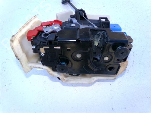 Venstre foran lås VW GOLF PLUS V (5M1, 521) 1.2 TSI (105 hp) 31798804