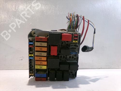 Used Fuse box Fuse box LANCIA DELTA III (844_) 1.6 D Multijet (844.AXC11, 844.AXC1A) (120 hp) 31869282 31869282