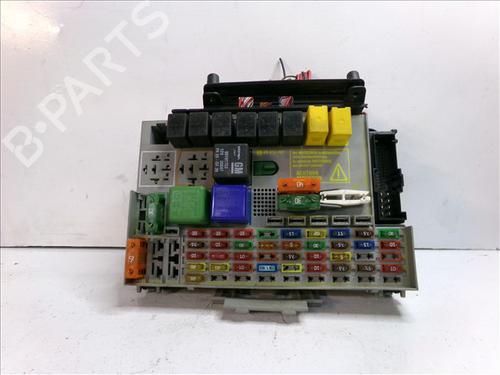 fuse-box-opel-zafira-a-mpv-t98-1999-2000-2001-2002-2003-2004-2005-2006-24860161 main image