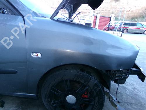 Forkjerm høyre SEAT CORDOBA (6L2) 1.9 SDI (64 hp) 31824845