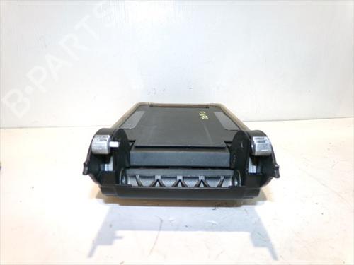 Armrest / Center console VW GOLF PLUS V (5M1, 521) 1.4 TSI | BP26049263I20 - Image 3