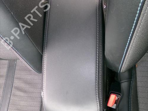 Armlæn Armlæn PEUGEOT 2008 II (UD_, US_, UY_, UJ_, UR_, UC_) 1.2 PureTech 100 (USHNK) (101 hp) 39714264 39714264