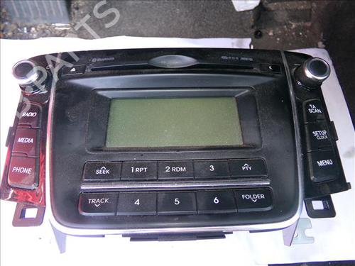 Used Radio Radio HYUNDAI i30 (GD) 1.4 CRDi (90 hp) 24566682 24566682