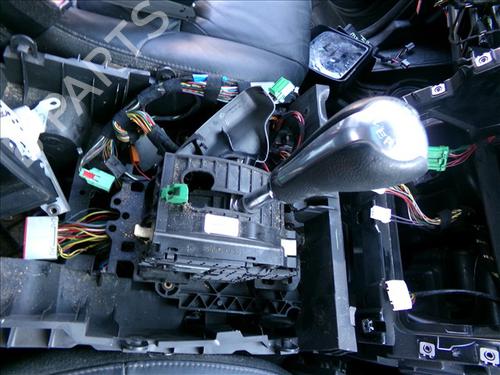 Used Gear lever Gear lever LAND ROVER RANGE ROVER SPORT I (L320) 2.7 D 4x4 (190 hp) 28109935 28109935