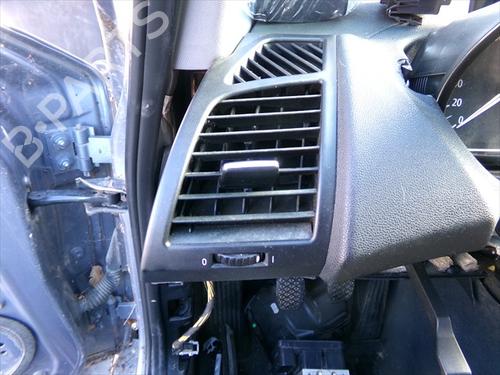 air-vent-bmw-1-e87-2003-2004-2005-2006-2007-2008-2009-2010-2011-2012-2013-40443408 main image