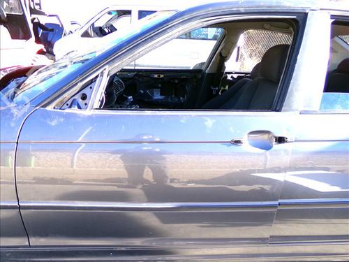 Used Left front door Left front door BMW 3 (E46) 320 d (136 hp) 30644933 30644933