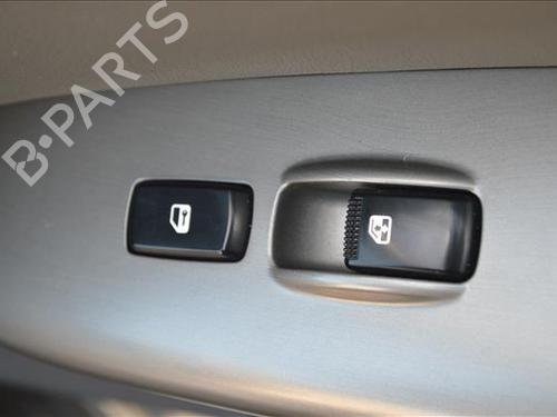 Used Right front window switch Right front window switch KIA CARNIVAL / GRAND CARNIVAL III (VQ) 2.9 CRDi (185 hp) 24562842 24562842