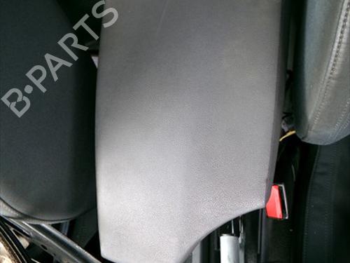 Used Armrest / Center console Armrest / Center console BMW 1 (E87) 120 d (163 hp) 33265472 33265472