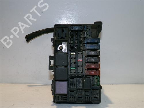 Used Fuse box Fuse box RENAULT LAGUNA II (BG0/1_) 1.6 16V (BG0A, BG0L) (107 hp) 25811089 25811089