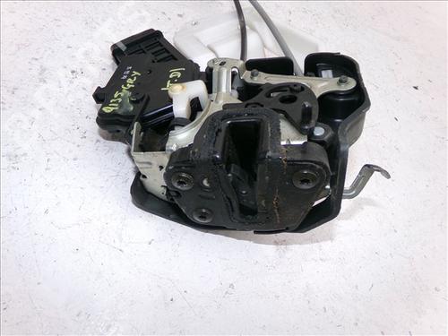 rear-right-lock-kia-carens-iii-mpv-un-2006-2007-2008-2009-2010-2011-2012-2013-30437677 main image