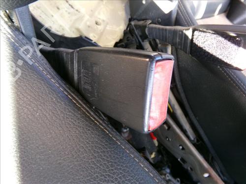 Engate do cinto Engate do cinto OPEL ZAFIRA / ZAFIRA FAMILY B (A05) 1.9 CDTI (M75) (150 hp) 27474524 27474524