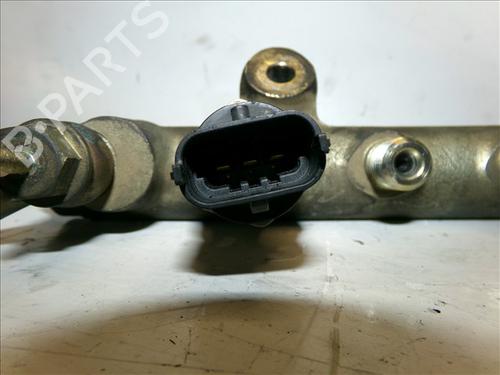Injection rail PEUGEOT 807 (EB_) 2.0 HDi | BP27539153M98 - Image 3