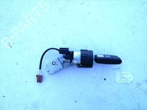 Module électronique Module électronique PEUGEOT 5008 (0U_, 0E_) 1.2 (131 hp) 36430273 36430273