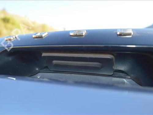 Used Tailgate handle Tailgate handle PEUGEOT 208 II (UB_, UP_, UW_, UJ_) 1.2 PureTech 75 (75 hp) 24561869 24561869