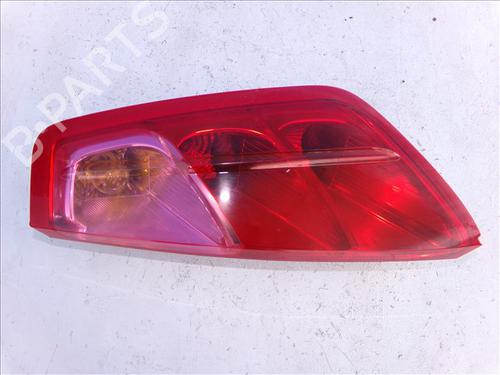 Used Right taillight Right taillight FIAT GRANDE PUNTO (199_) 1.3 D Multijet (75 hp) 33423035 33423035