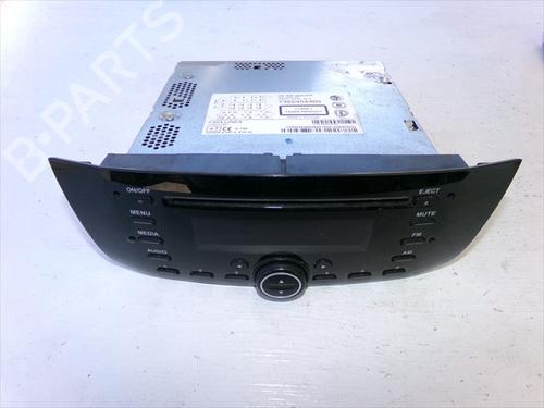 Used Radio Radio FIAT LINEA (323_, 110_) 1.3 D Multijet (323AXB1A) (95 hp) 40622064 40622064